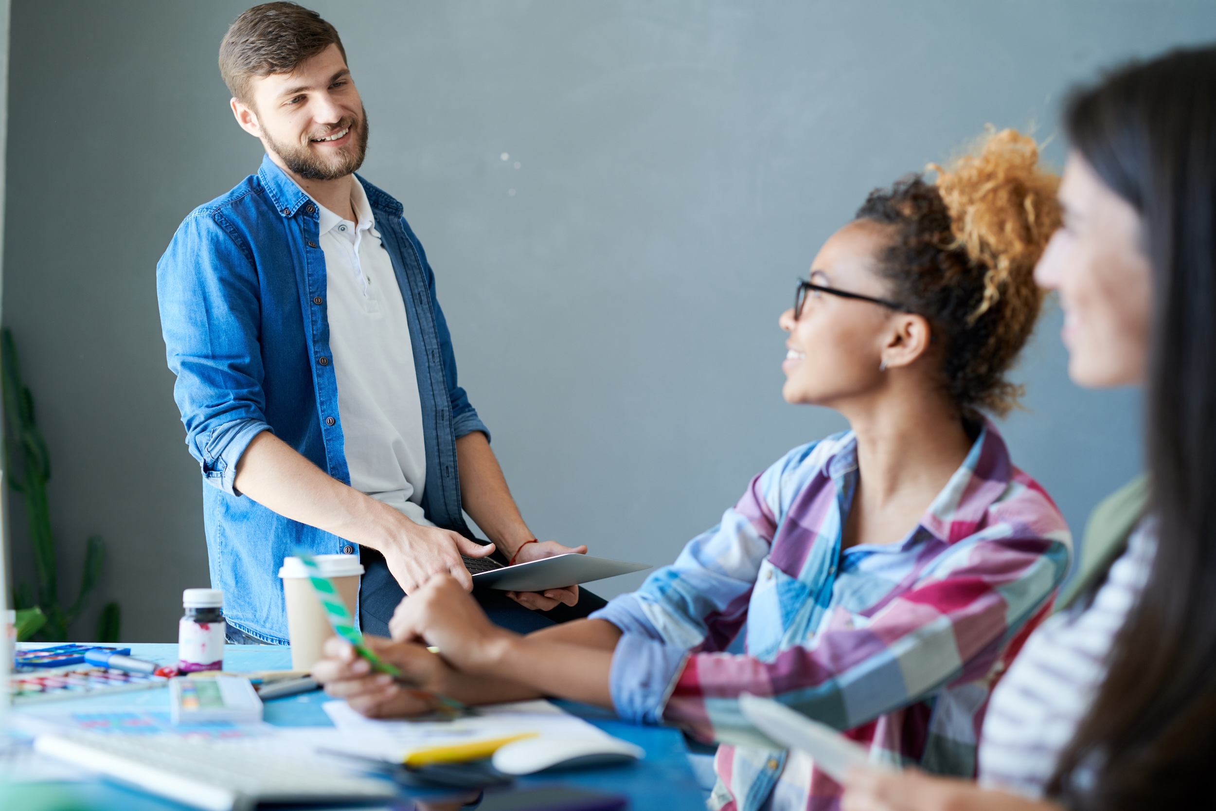 Unterstützende Arbeitsumgebung: Wie Sie die Mitarbeitermotivation steigern können​